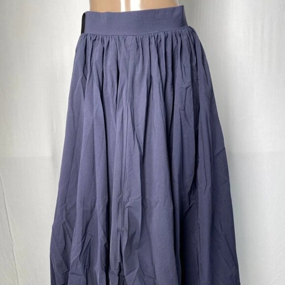 Extro & Vert Women's Lily A-Line Bubble Hem Midi Skirt Navy Blue Size M | NWT - Picture 1 of 7